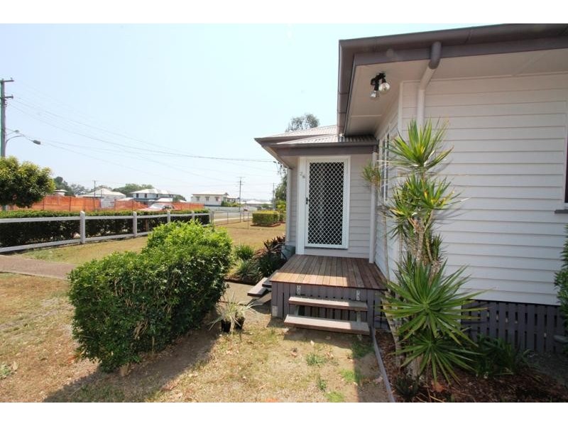 26 Woodford  Street, One Mile QLD 4305