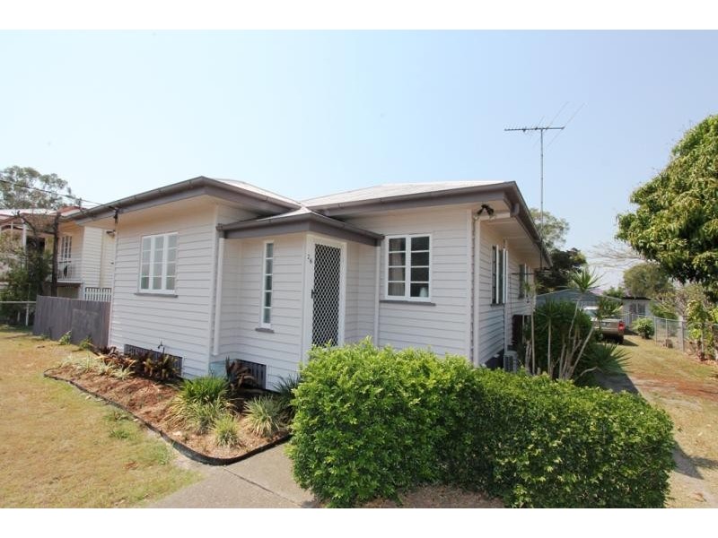 26 Woodford  Street, One Mile QLD 4305