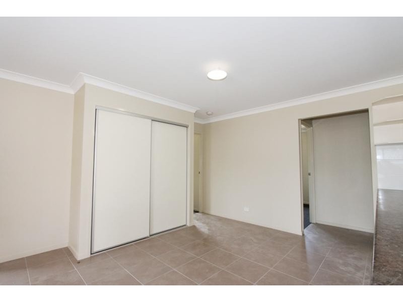 28 Brentwood Drive, Bundamba QLD 4304