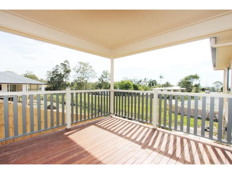 28 Brentwood Drive, Bundamba QLD 4304