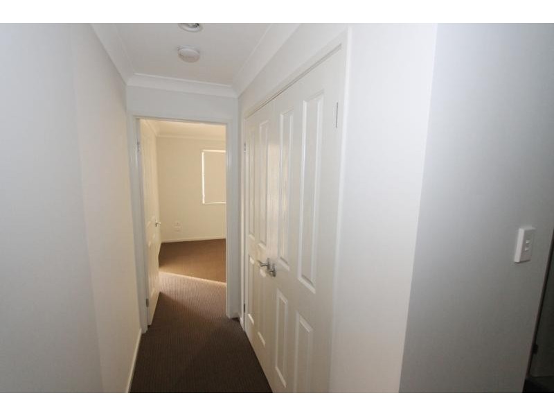 1/45 Braeside Road, Bundamba QLD 4304