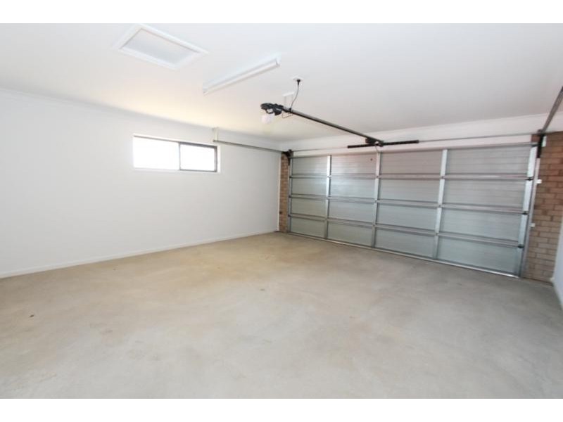 2/8 Tawney Street, Lowood QLD 4311