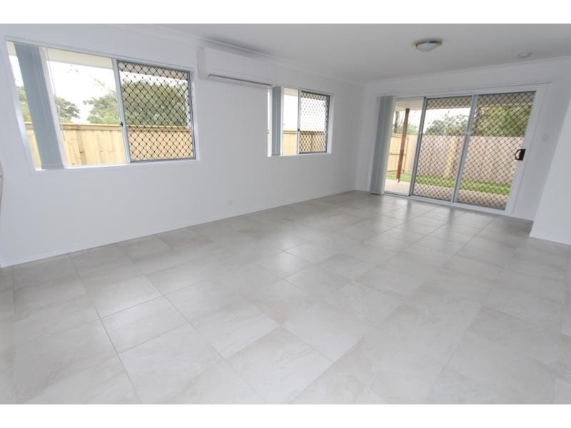 2 Mark Winter Court BELLBIRD PARK 4300, Bellbird Park QLD 4300