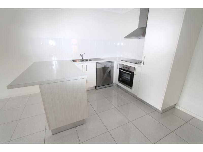 1/7 Kestrel Street, Lowood QLD 4311