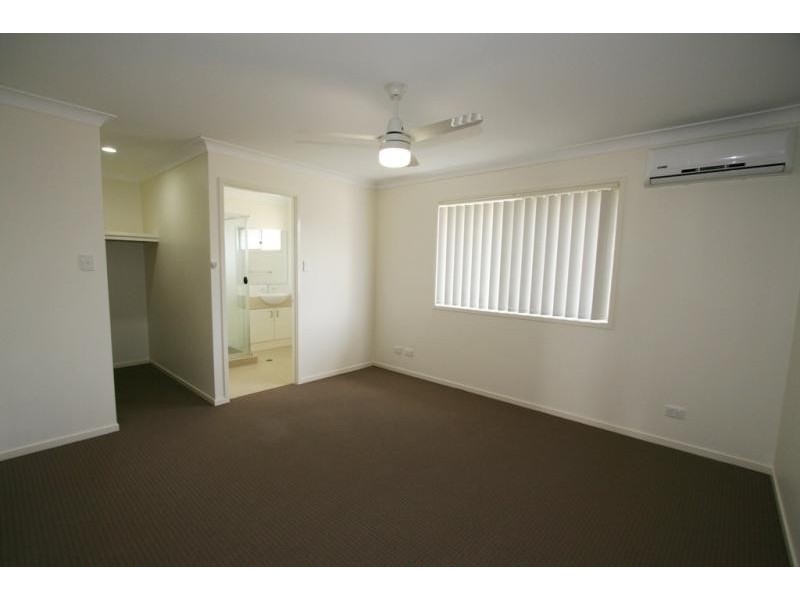 20 Brentwood Drive, Bundamba QLD 4304