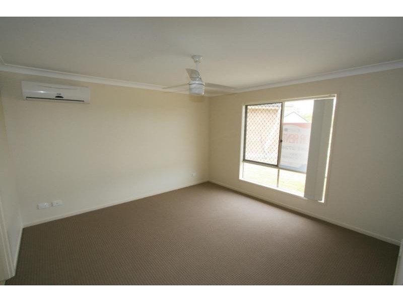 3 Stathis Place, Bundamba QLD 4304