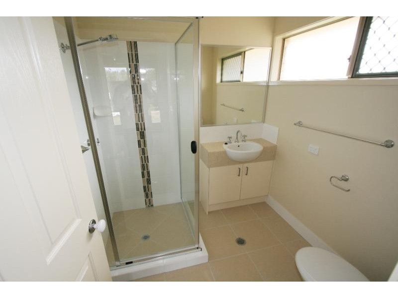 3 Stathis Place, Bundamba QLD 4304