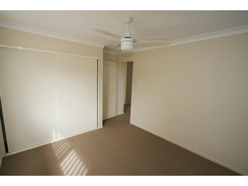 3 Stathis Place, Bundamba QLD 4304