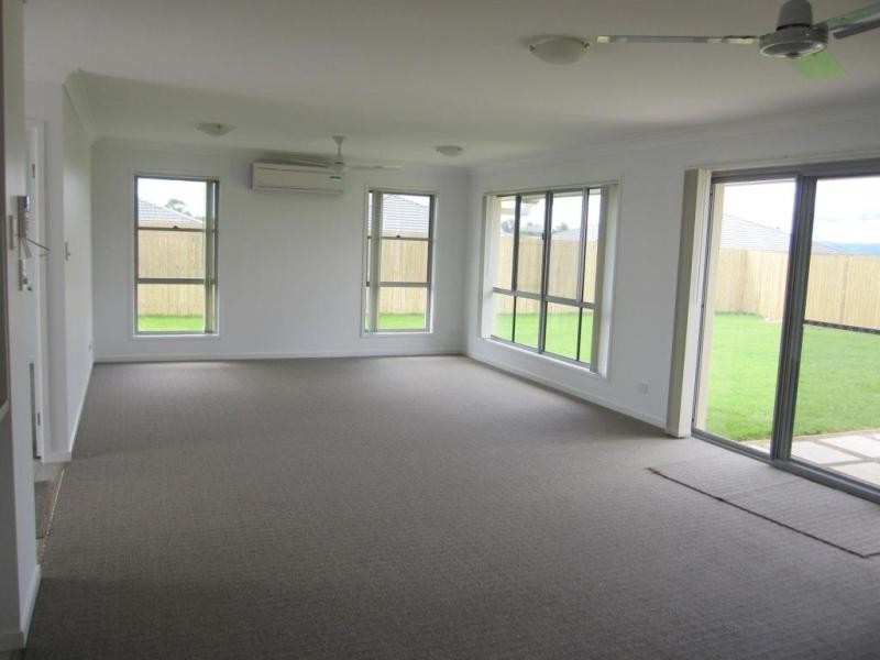 3 Brolga Street, Lowood QLD 4311