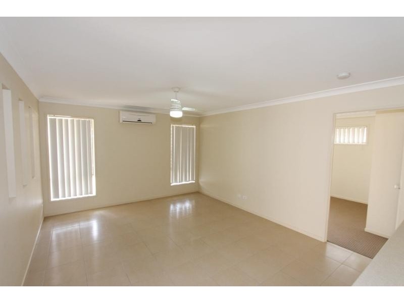 5 Chanel Court, Wulkuraka QLD 4305