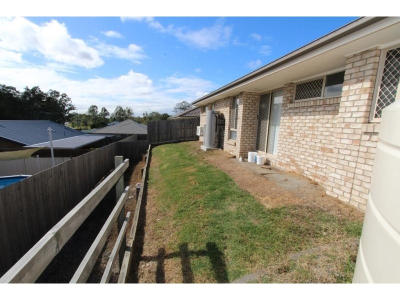 5 Chanel Court, Wulkuraka QLD 4305