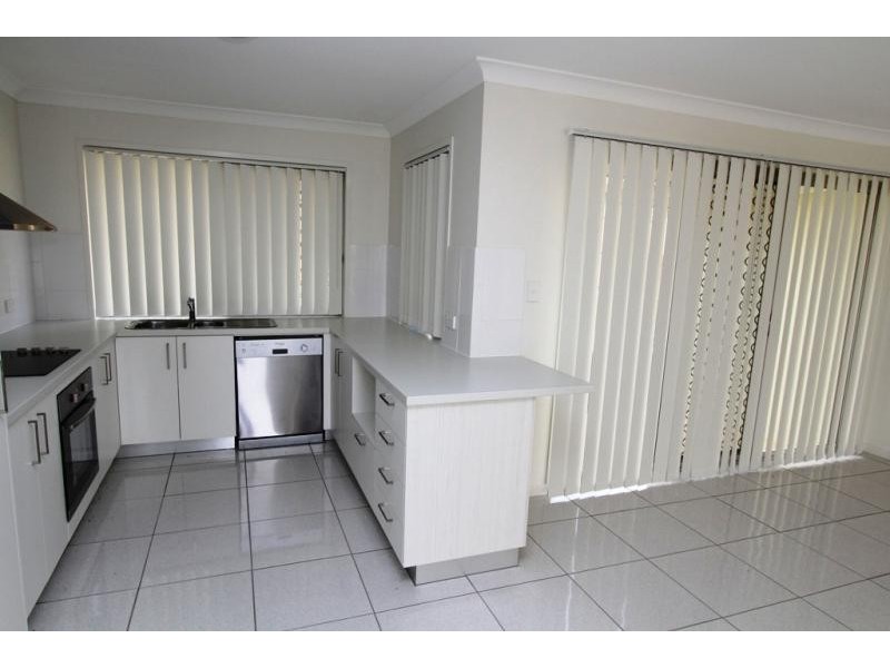 2/23 Tawney  Street, Lowood QLD 4311