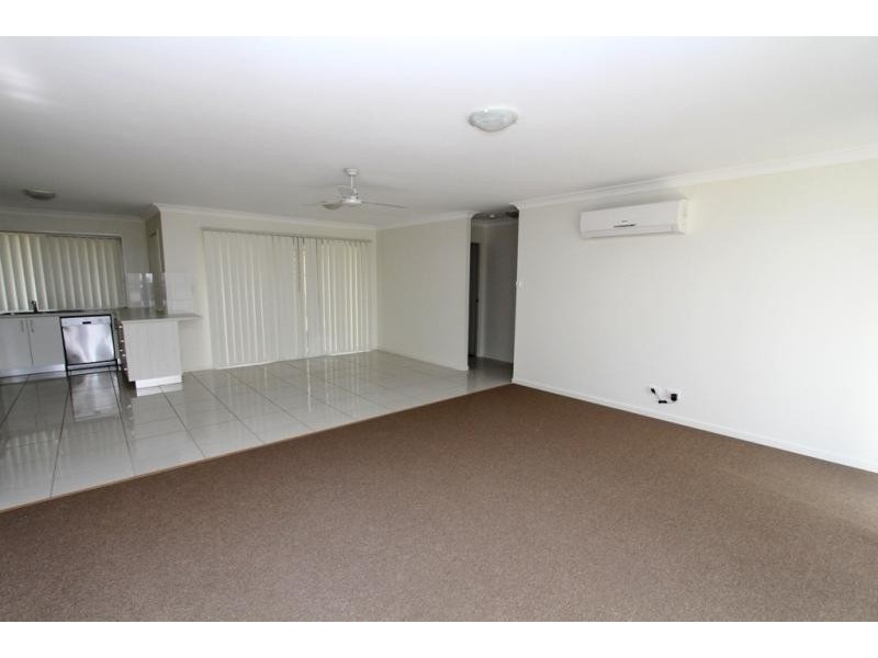 2/23 Tawney  Street, Lowood QLD 4311