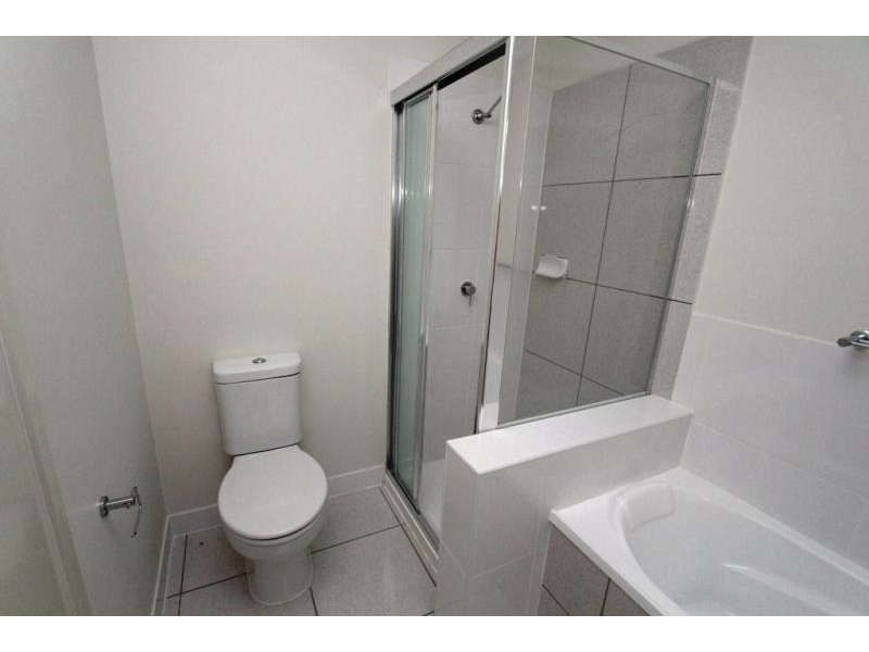 1/23 Tawney Street, Lowood QLD 4311