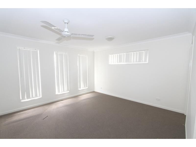 31 Tawney Street, Lowood QLD 4311