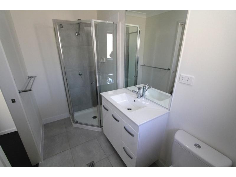 Unit 1/46 Tawney  Street, Lowood QLD 4311