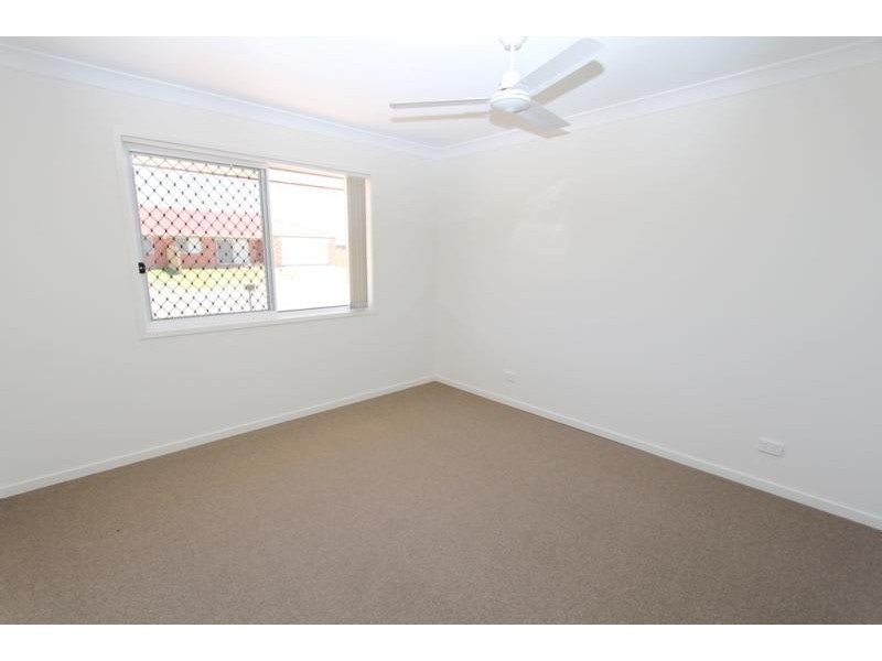 U2/1 Darter  Close, Lowood QLD 4311