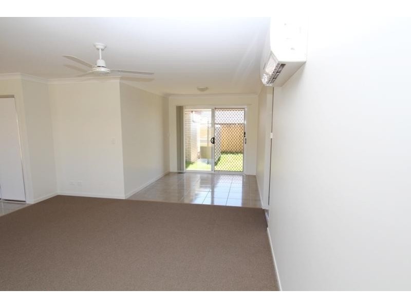 U2/1 Darter  Close, Lowood QLD 4311