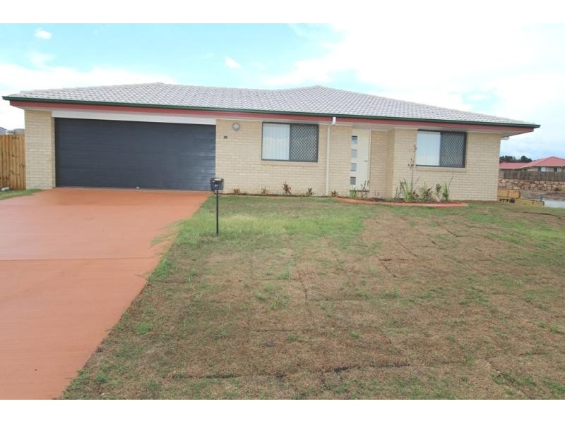 U2/1 Darter  Close, Lowood QLD 4311