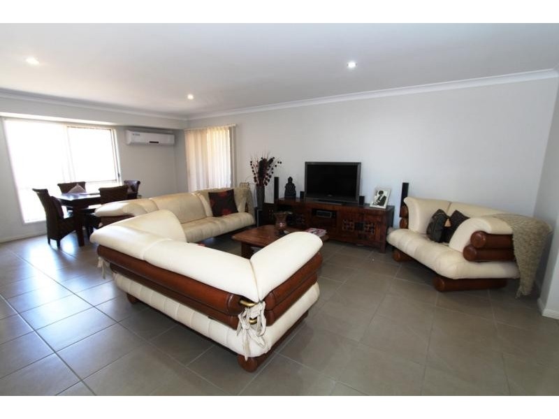 4 Whiteley Court, Brassall QLD 4305