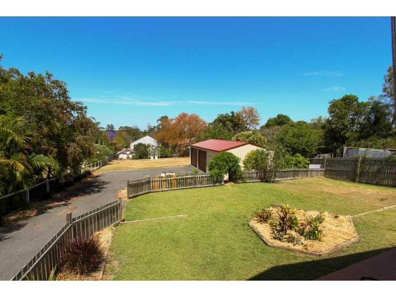 14 Shelley Street, Brassall QLD 4305