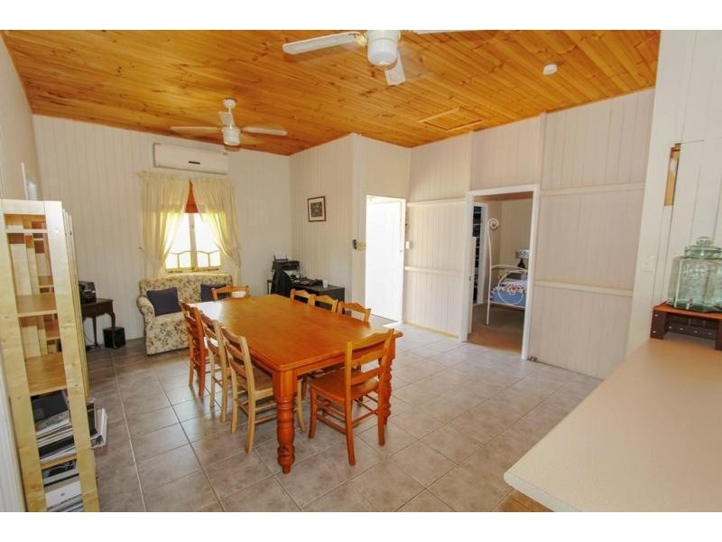 14 Shelley Street, Brassall QLD 4305