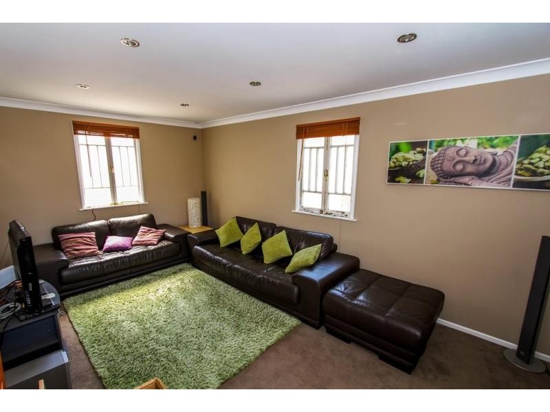 14 Shelley Street, Brassall QLD 4305