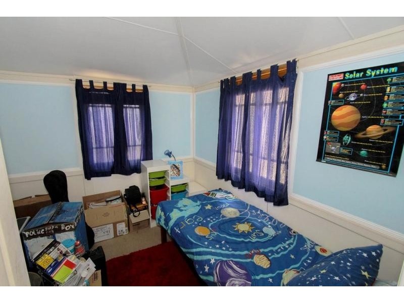 14 Shelley Street, Brassall QLD 4305