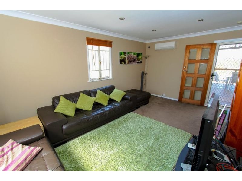 14 Shelley Street, Brassall QLD 4305