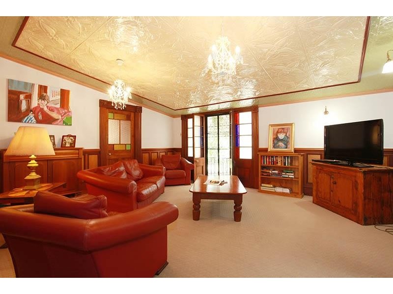 1 Smith Street, North Ipswich QLD 4305