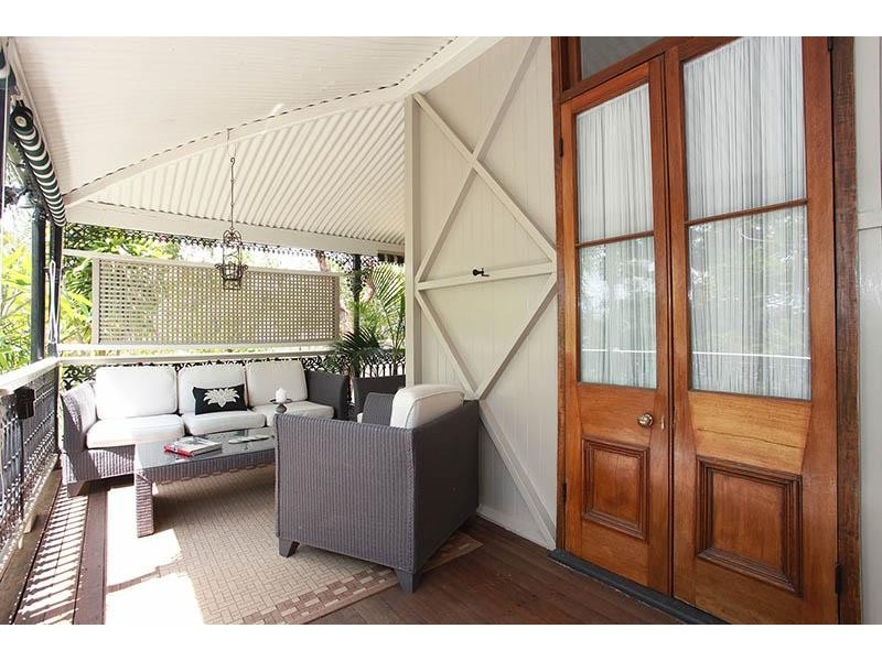 1 Smith Street, North Ipswich QLD 4305