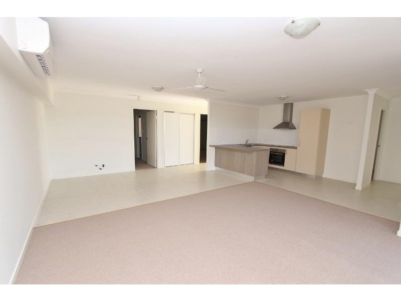 1/2 Osprey Court, Lowood QLD 4311