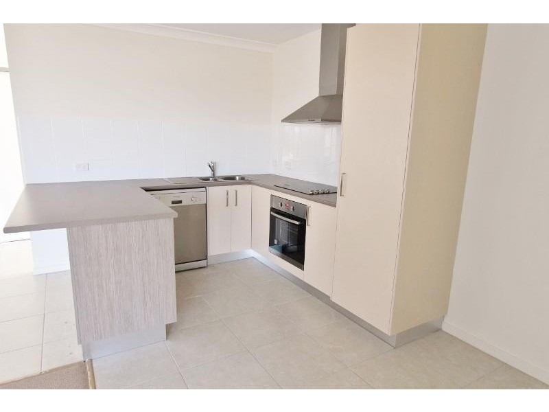 1/2 Osprey Court, Lowood QLD 4311