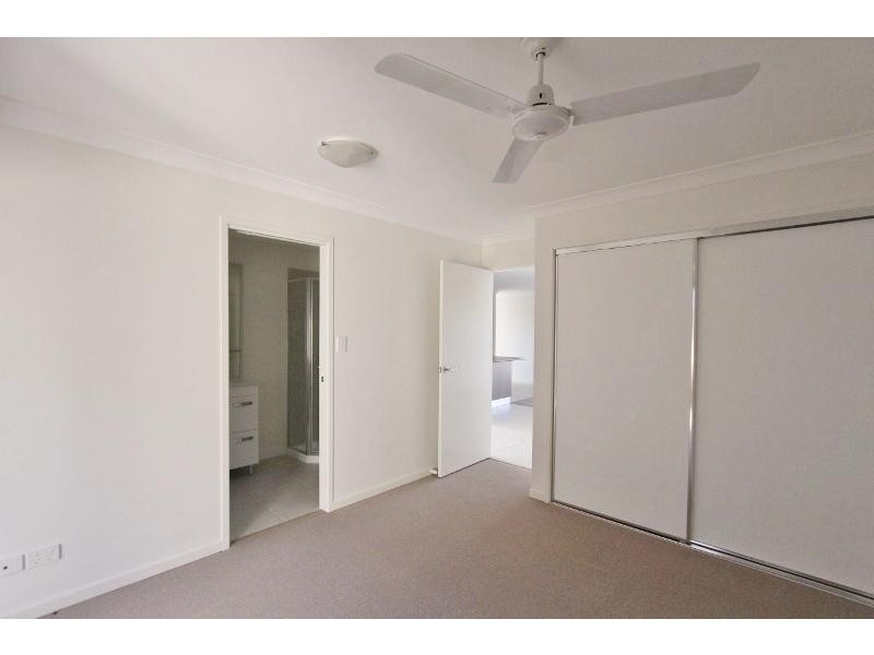 1/2 Osprey Court, Lowood QLD 4311