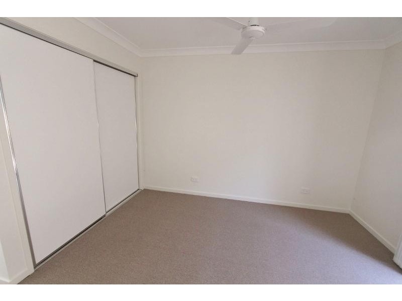 1/2 Osprey Court, Lowood QLD 4311