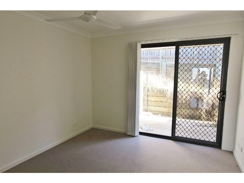 1/2 Osprey Court, Lowood QLD 4311