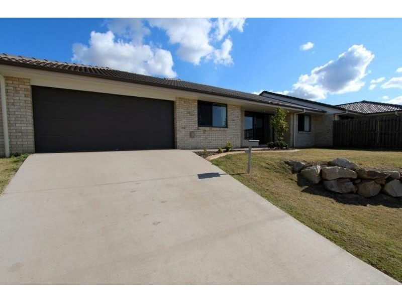 2/2 Osprey Court, Lowood QLD 4311
