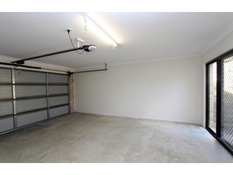 2/2 Osprey Court, Lowood QLD 4311