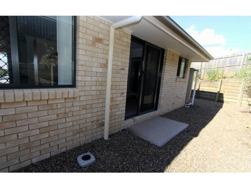 2/2 Osprey Court, Lowood QLD 4311