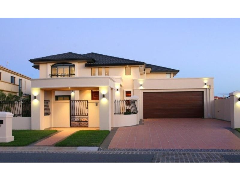 28 Clear Water Bay Ave CLEAR ISLAND WATERS 4226, Clear Island Waters QLD 4226