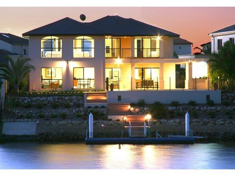28 Clear Water Bay Ave CLEAR ISLAND WATERS 4226, Clear Island Waters QLD 4226
