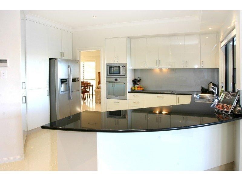 28 Clear Water Bay Ave CLEAR ISLAND WATERS 4226, Clear Island Waters QLD 4226