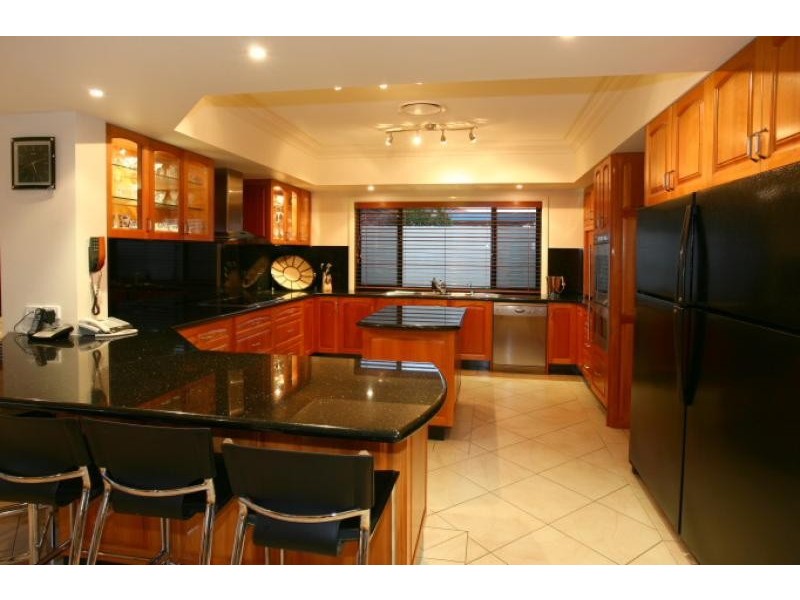 5 Intrepid  Drive MERMAID WATERS 4218, Mermaid Waters QLD 4218