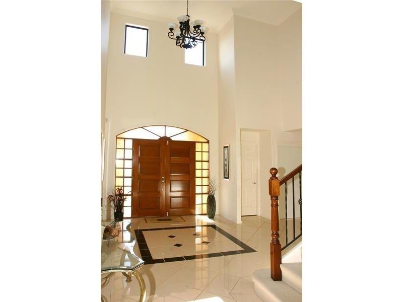 32 Clear Water Bay Avenue CLEAR ISLAND WATERS 4226, Clear Island Waters QLD 4226