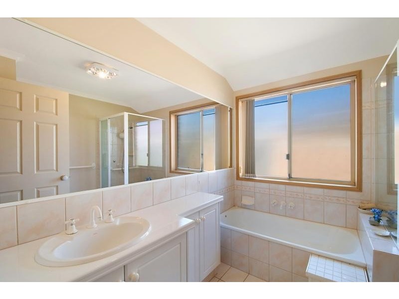 88 Martingale Circuit CLEAR ISLAND WATERS 4226, Clear Island Waters QLD 4226