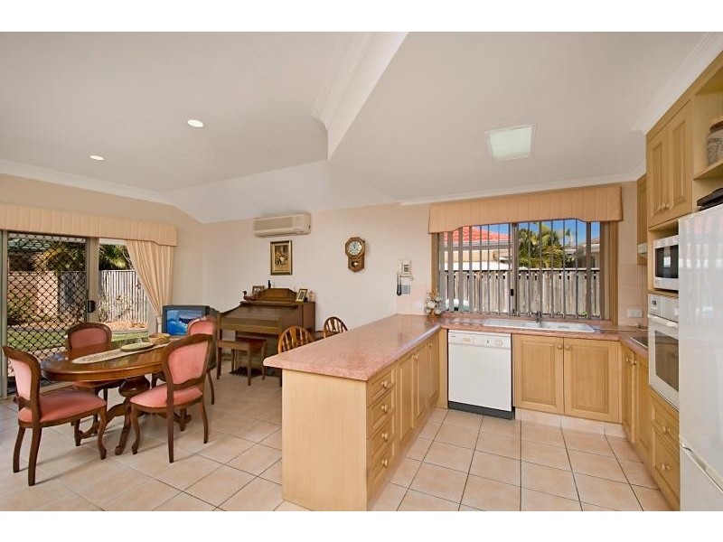 88 Martingale Circuit CLEAR ISLAND WATERS 4226, Clear Island Waters QLD 4226