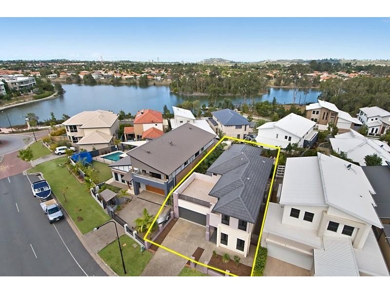 75 Azzurra Island VARSITY LAKES 4227, Varsity Lakes QLD 4227