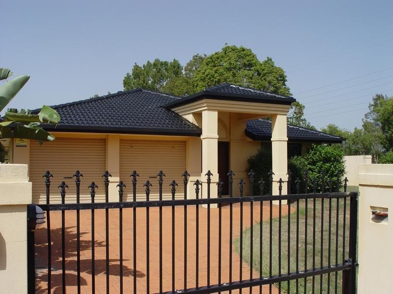 1 Yarraville Street ROBINA 4226, Robina QLD 4226