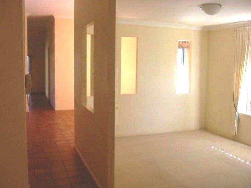 1 Yarraville Street ROBINA 4226, Robina QLD 4226