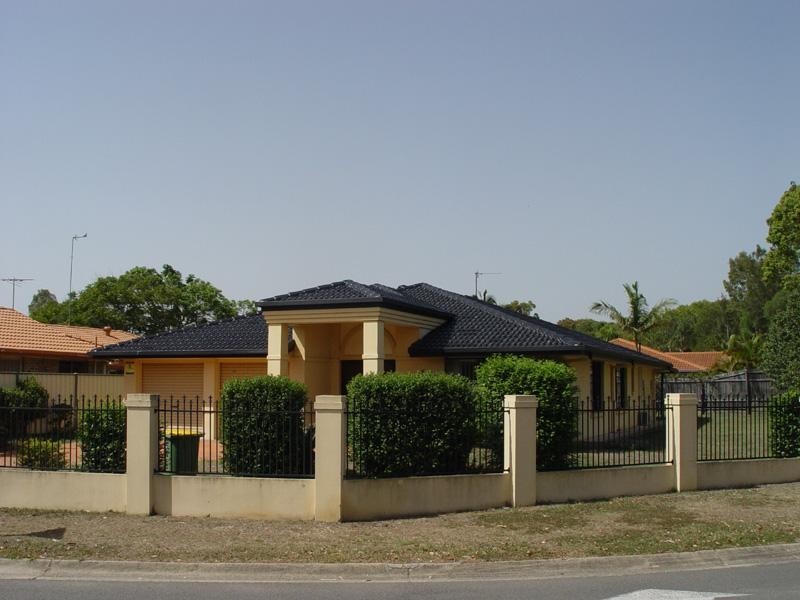 1 Yarraville Street ROBINA 4226, Robina QLD 4226